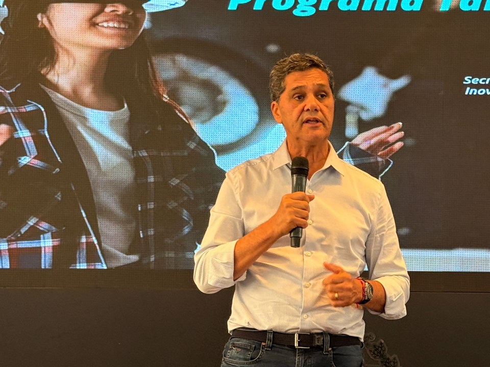 Leia mais sobre o artigo Governo lança Programa Talento Capixaba para levar inovação e tecnologia a estudantes da rede pública