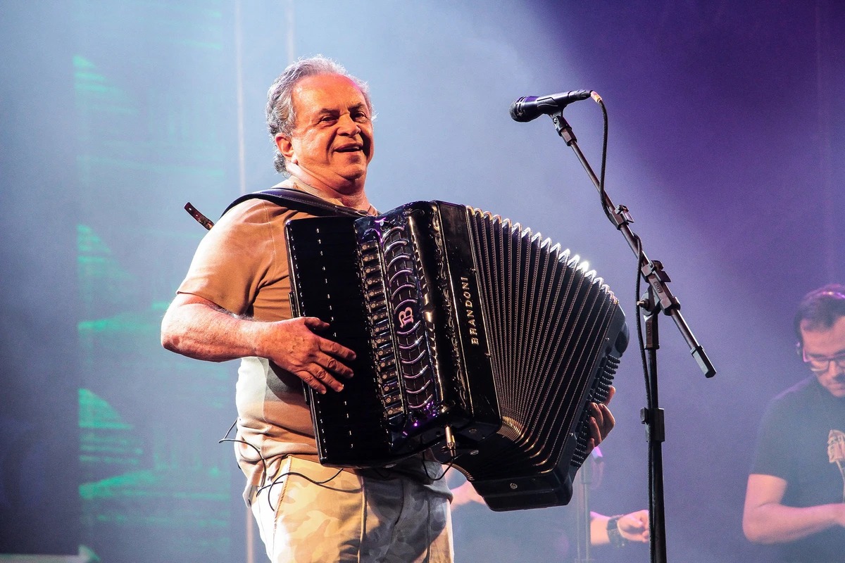 Leia mais sobre o artigo Flávio José se recusa a tocar no São João da Bahia após redução de cachês