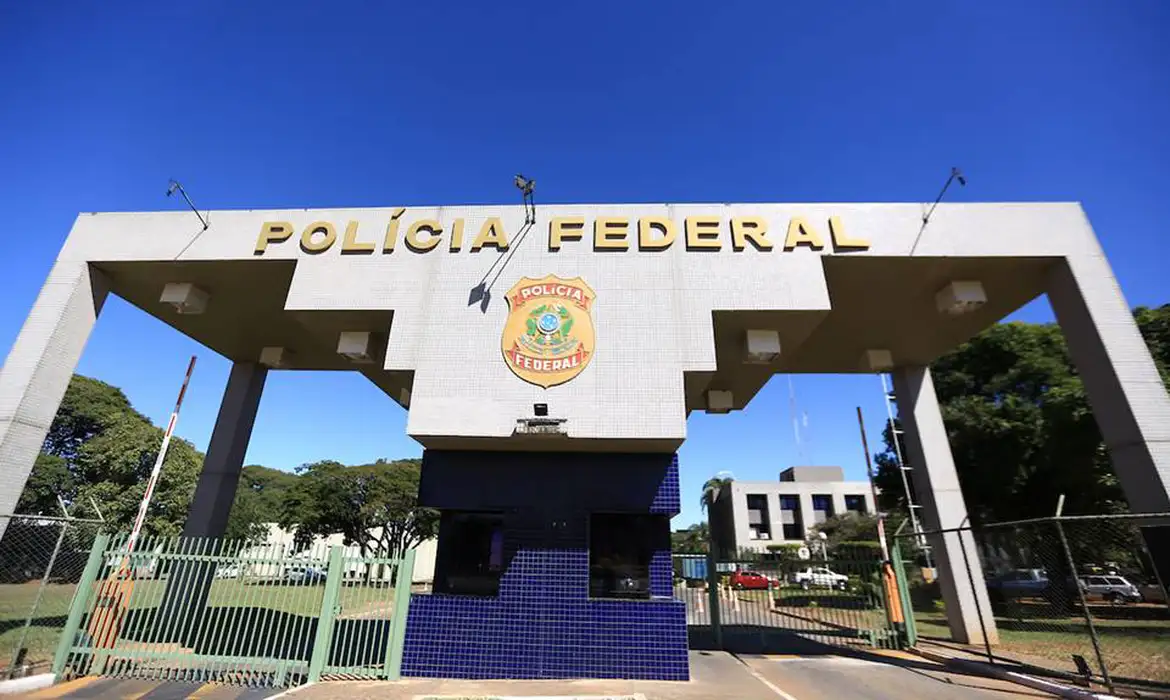 Leia mais sobre o artigo Vorcaro pagou hospedagem para Motta e Ciro Nogueira em Lisboa, diz PF