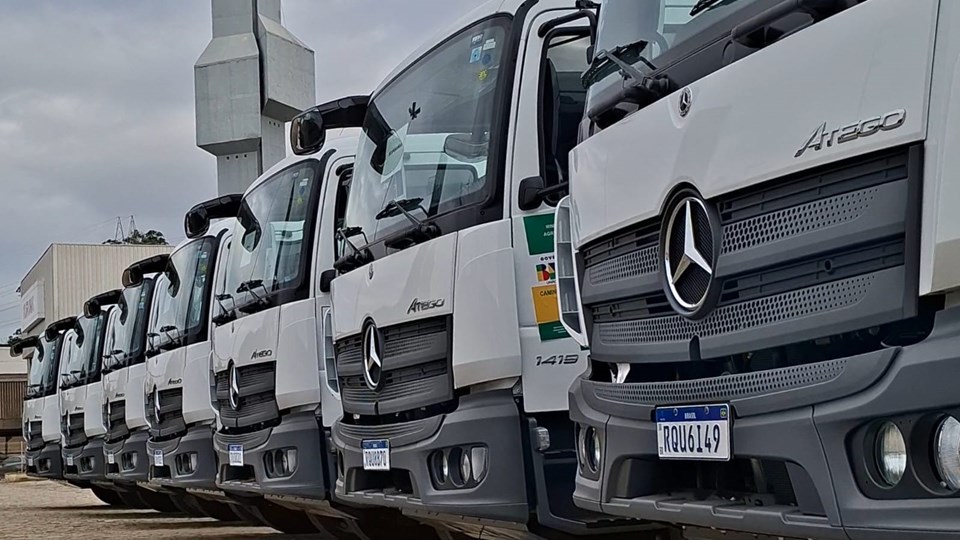 Leia mais sobre o artigo Seag entrega 13 caminhões-pipa para fortalecer atendimento às comunidades rurais em 12 municípios capixabas