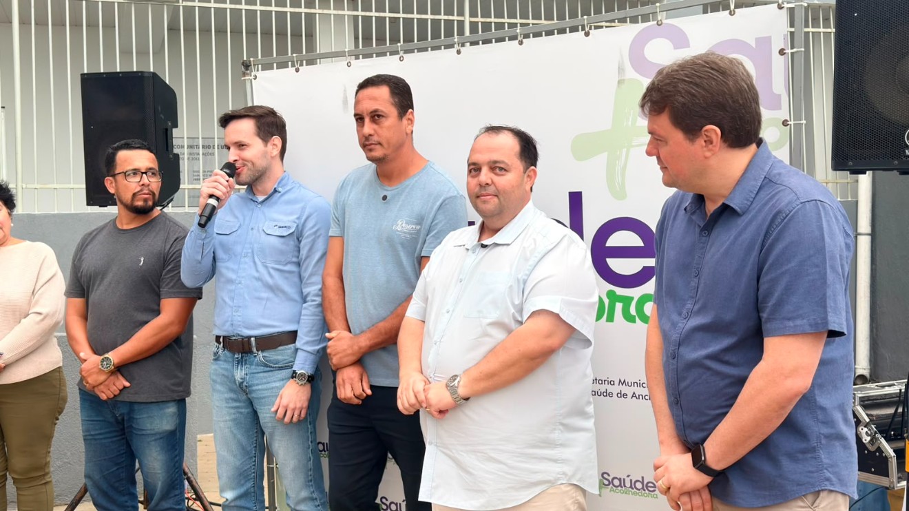 Leia mais sobre o artigo Prefeitura de Anchieta assina ordens de serviço para obras em Ubu e Parati
