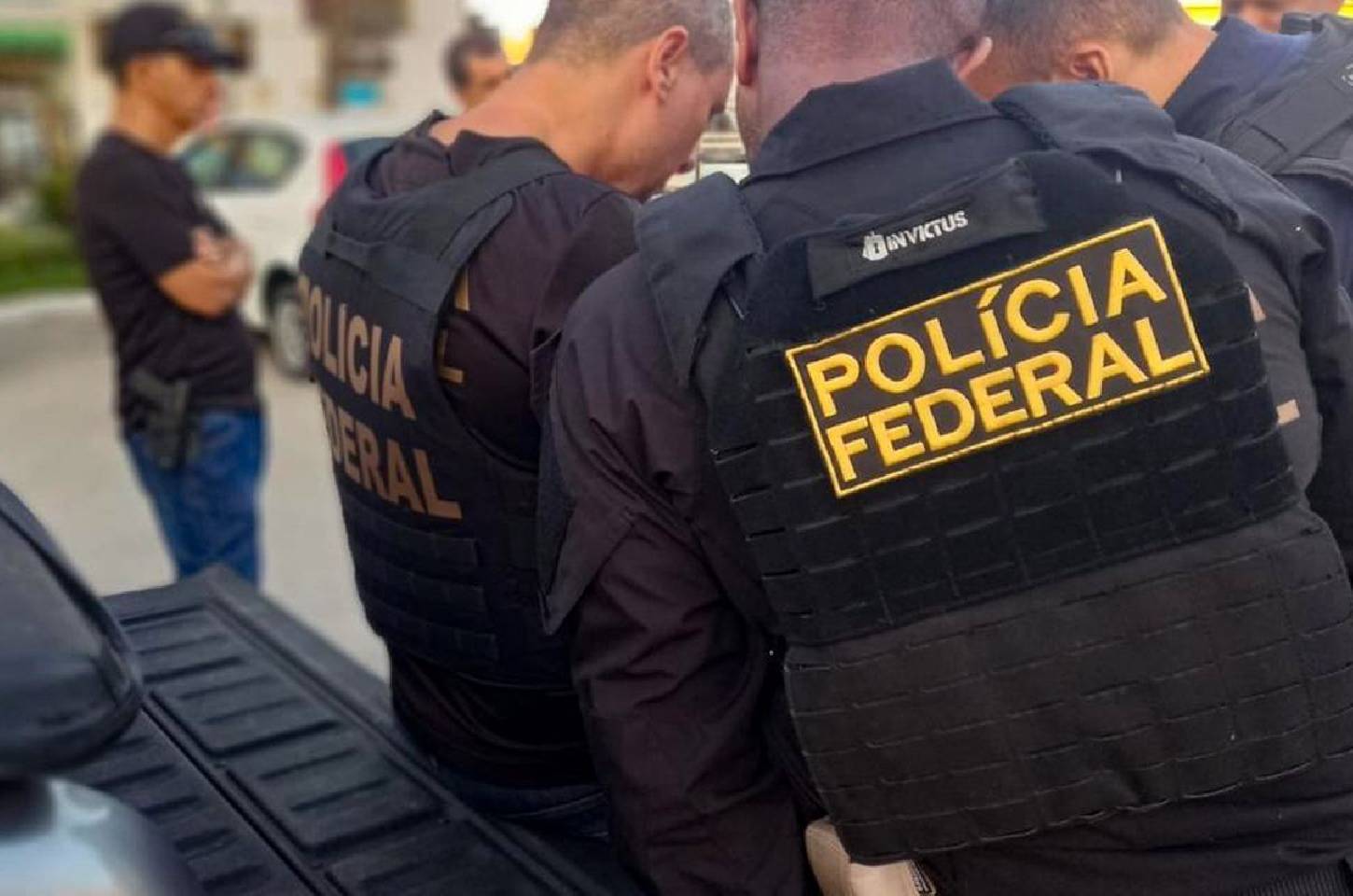 Leia mais sobre o artigo Operação da PF tem prisão de bicheiro, ex-presidente da Alerj e pastor